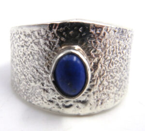 Navajo textured sterling silver and lapis ring