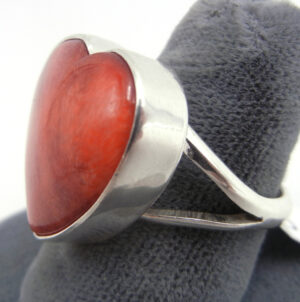 Navajo Red Spiny Oyster Shell and Sterling Silver Heart Ring