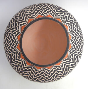 Acoma Kathy Victorino Large Handmade and Hand Painted Polychrome Lightning Pattern Jar