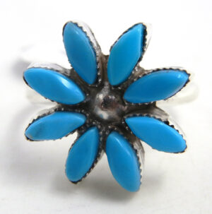 Zuni small turquoise and sterling silver floral pattern ring