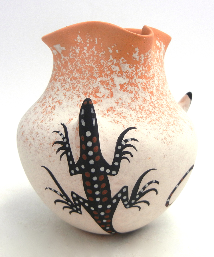 Zuni small handmade and hand painted three dimensional lizard jar with scalloped rim by Lorenda Cellicion