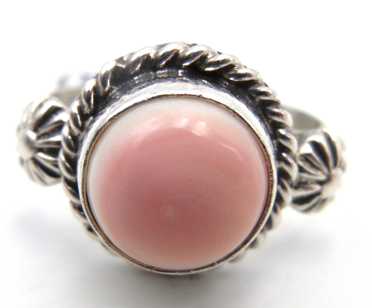 Navajo pink conch and sterling silver ring