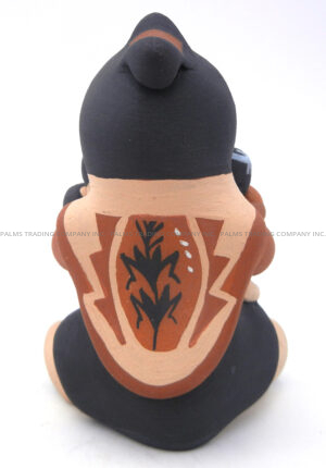 Jemez Vernida Toya Seated Storyteller Figurine with Three Children - Image 4